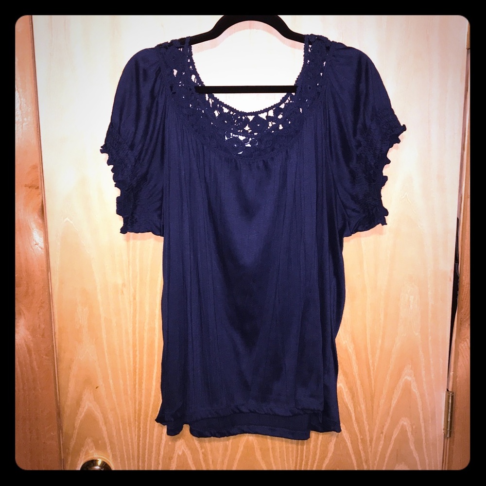 Women’s Blouse 💐💐💐